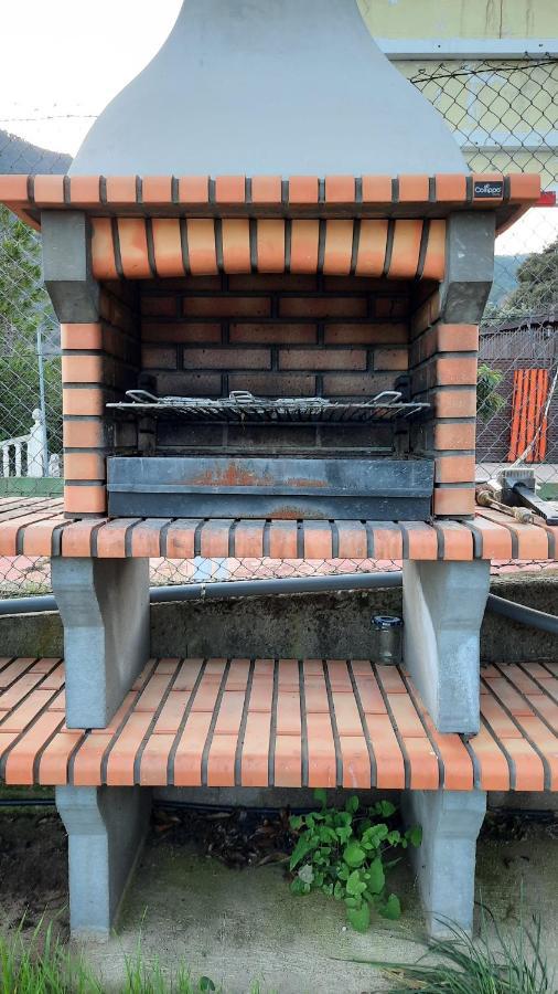 Chalet Con Piscina Y Bbq Para 10 Personas San Martin de Valdeiglesias Luaran gambar